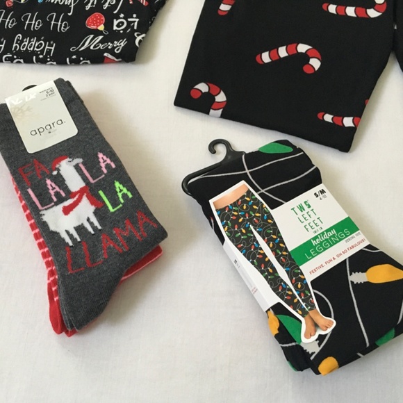 NWT Holiday 3 Pair Leggings & Llama Socks - Picture 3 of 11